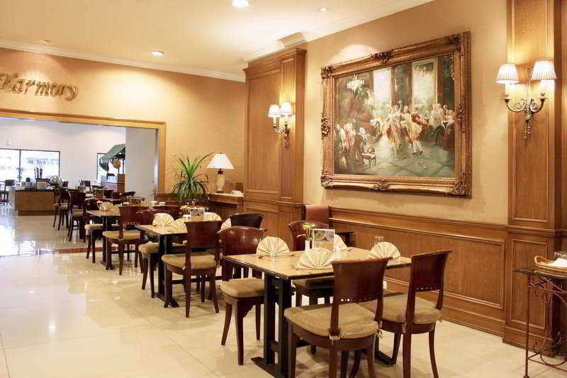 The Majesty Hotel Бандунг Екстериор снимка